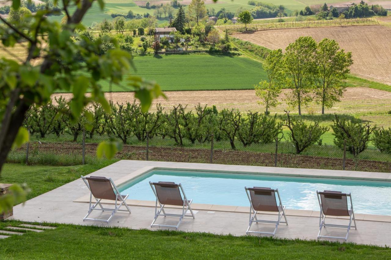 Nº18 A Private Country Hideaway In Monferrato Villa Alfiano Natta Luaran gambar